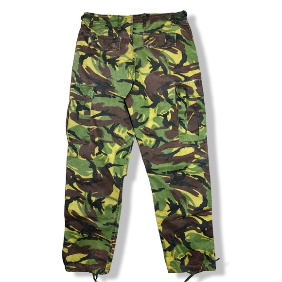 Vintage 90s Military Camo Cargo Pants - Picture 2 of 4